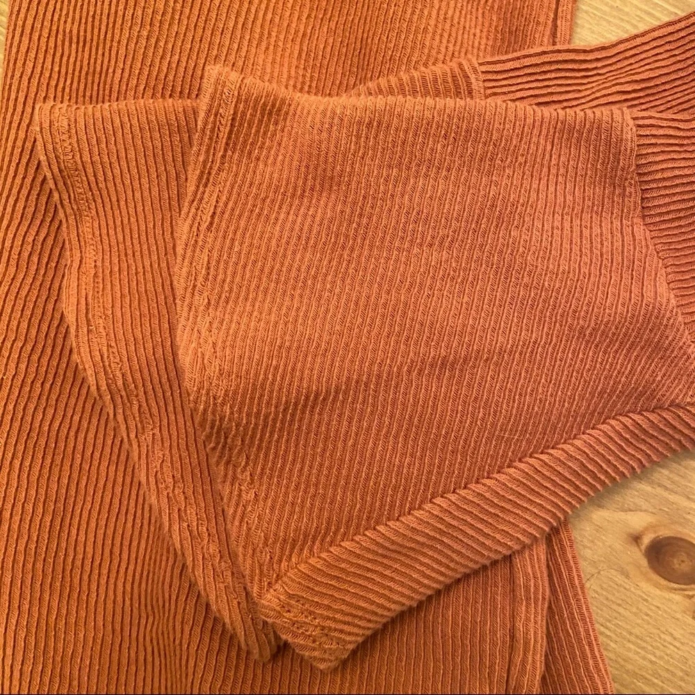 Madewell Ruffle-Cuff Ribbed Top - Picture 8 of 10